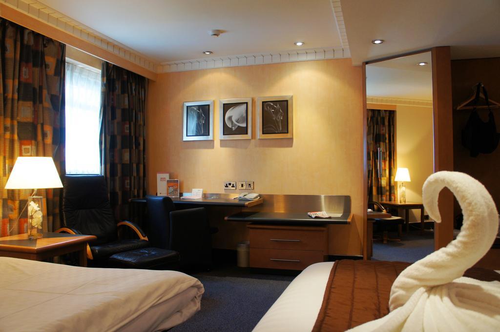 Ramada Hatfield Hatfield  Ngoại thất bức ảnh