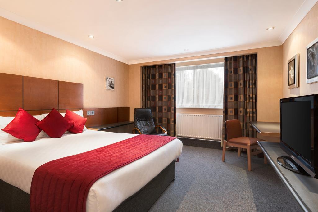 Ramada Hatfield Hatfield  Ngoại thất bức ảnh