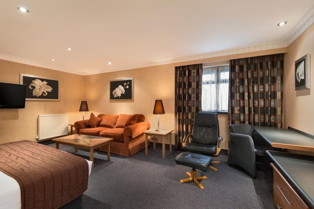 Ramada Hatfield Hatfield  Ngoại thất bức ảnh