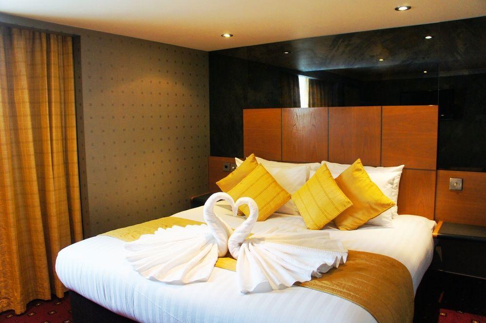 Ramada Hatfield Hatfield  Ngoại thất bức ảnh
