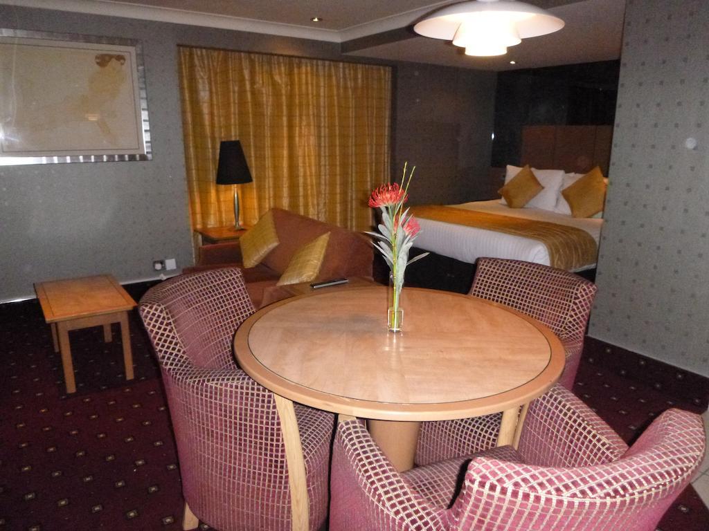 Ramada Hatfield Hatfield  Phòng bức ảnh