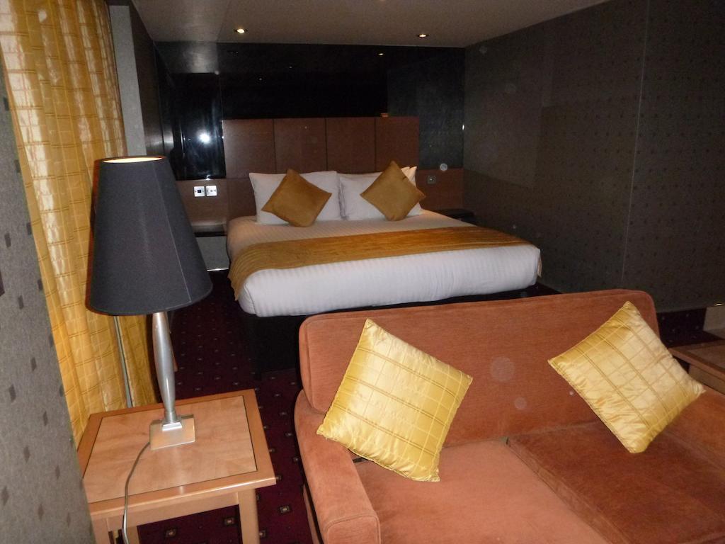 Ramada Hatfield Hatfield  Phòng bức ảnh