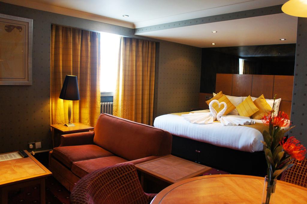 Ramada Hatfield Hatfield  Phòng bức ảnh