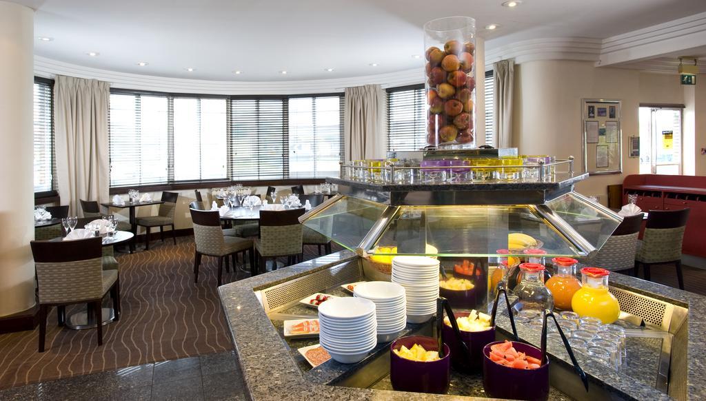 Ramada Hatfield Hatfield  Ngoại thất bức ảnh