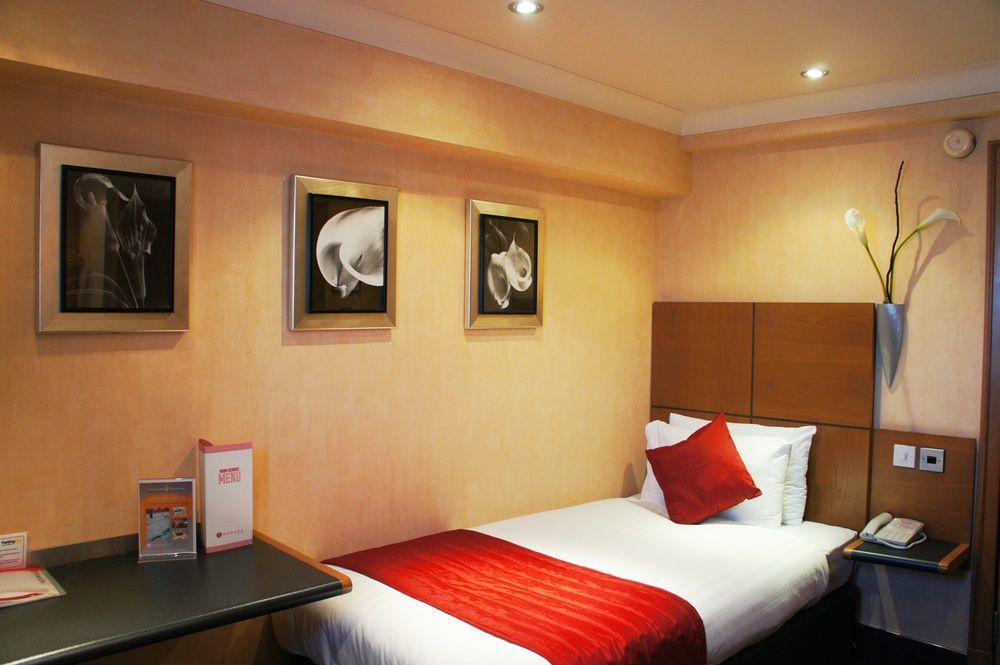 Ramada Hatfield Hatfield  Ngoại thất bức ảnh