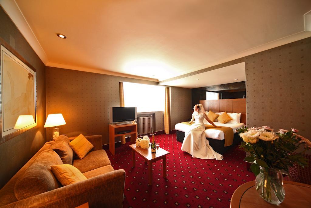 Ramada Hatfield Hatfield  Ngoại thất bức ảnh